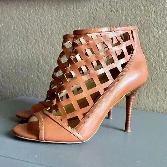 Michael Michael Kors Yvonne Tan Leather Cut Out Rear Zip Open Toe Stiletto 8M - Picture 2 of 10